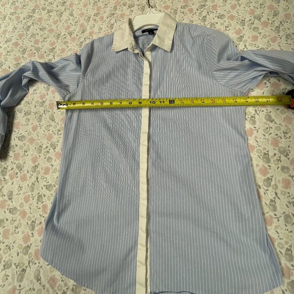 Lands End Women's Size 8 Long Sleeve Dress Shirt - Pinstripes - Picture 9 of 12